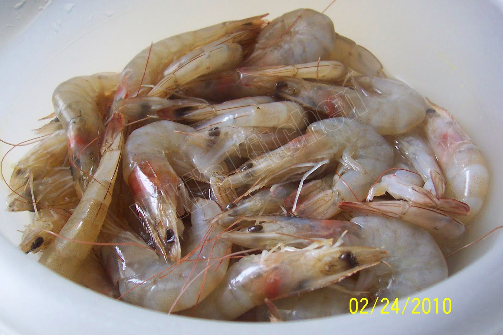 Viki 's Kitchen Shrimp head curry