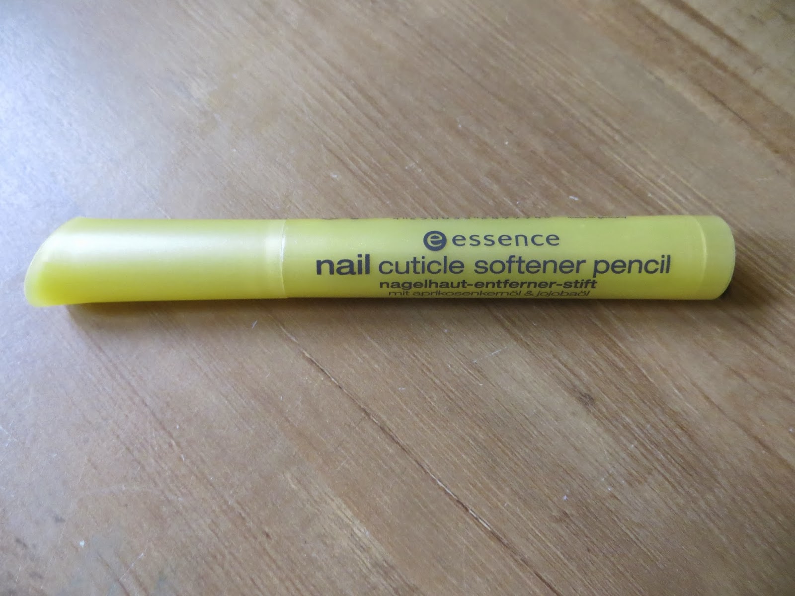 Undercover Unicorns Review Essence cuticle nail softener pen