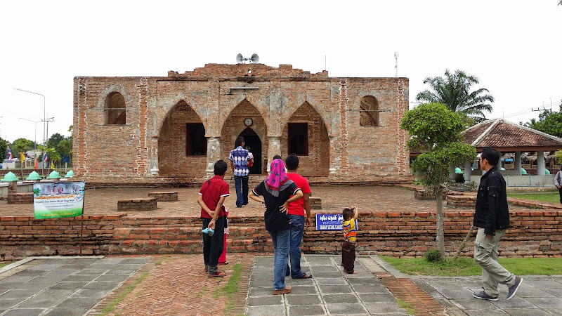 ban bo thong, bandar golok, narathiwat thailand, pattani thailand, pekan golok, sempadan thailand, songkla thailand, thailand, pantai samila, masjid krisek, masjid jamek, masjid pattani,