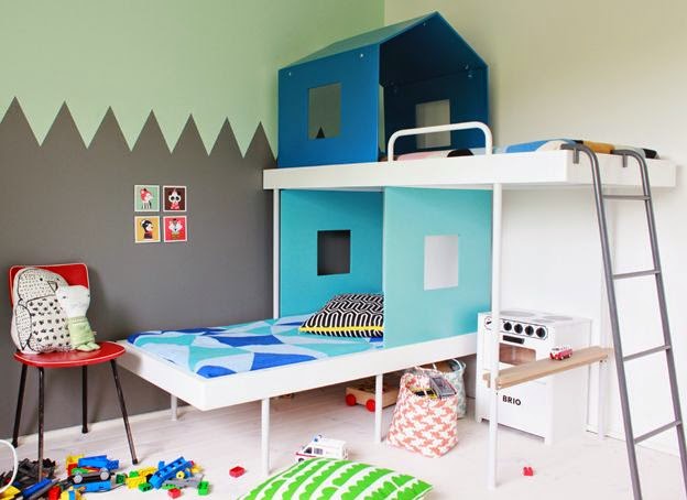 **Ninos Corner.tv**: This Video Is Pure EVIL! Protect Your Children NOW.