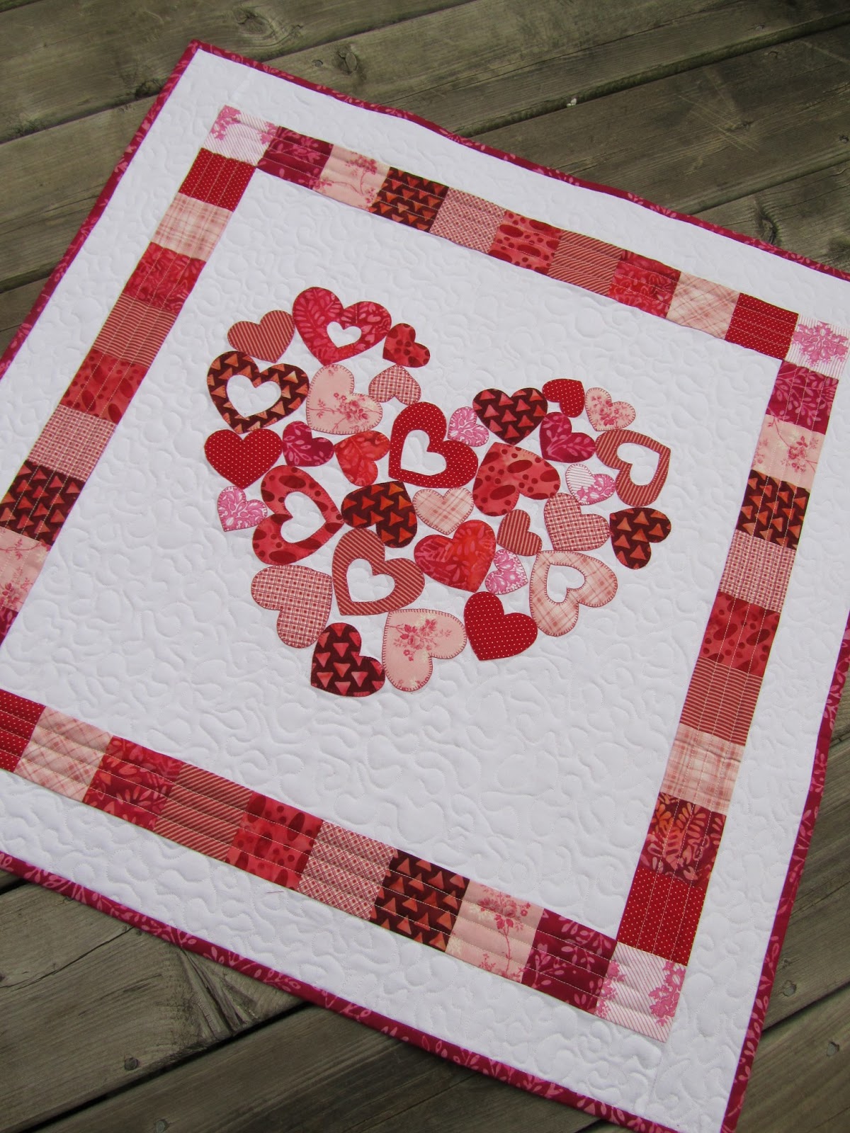 Eagle Feathers My Valentine Quilt/Serduszkowy Patchwork