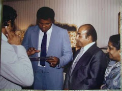 Rafi sahab with boxer champ Mohd Ali