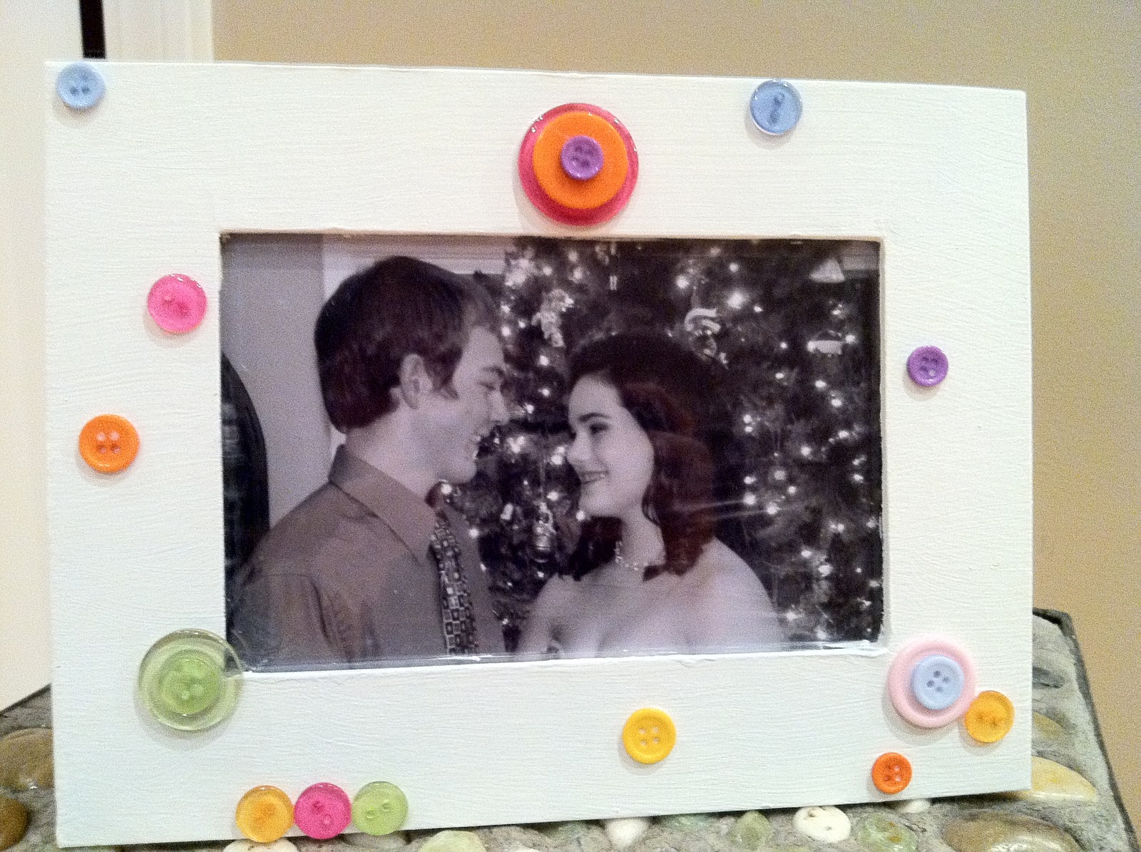 A Dash of Southern DIY Picture Frame Makeover!