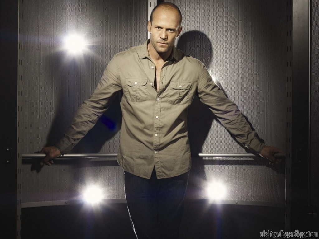 Jason Statham Hollywood Actor Desktop Wallpapers ~ A desktop wallpapers