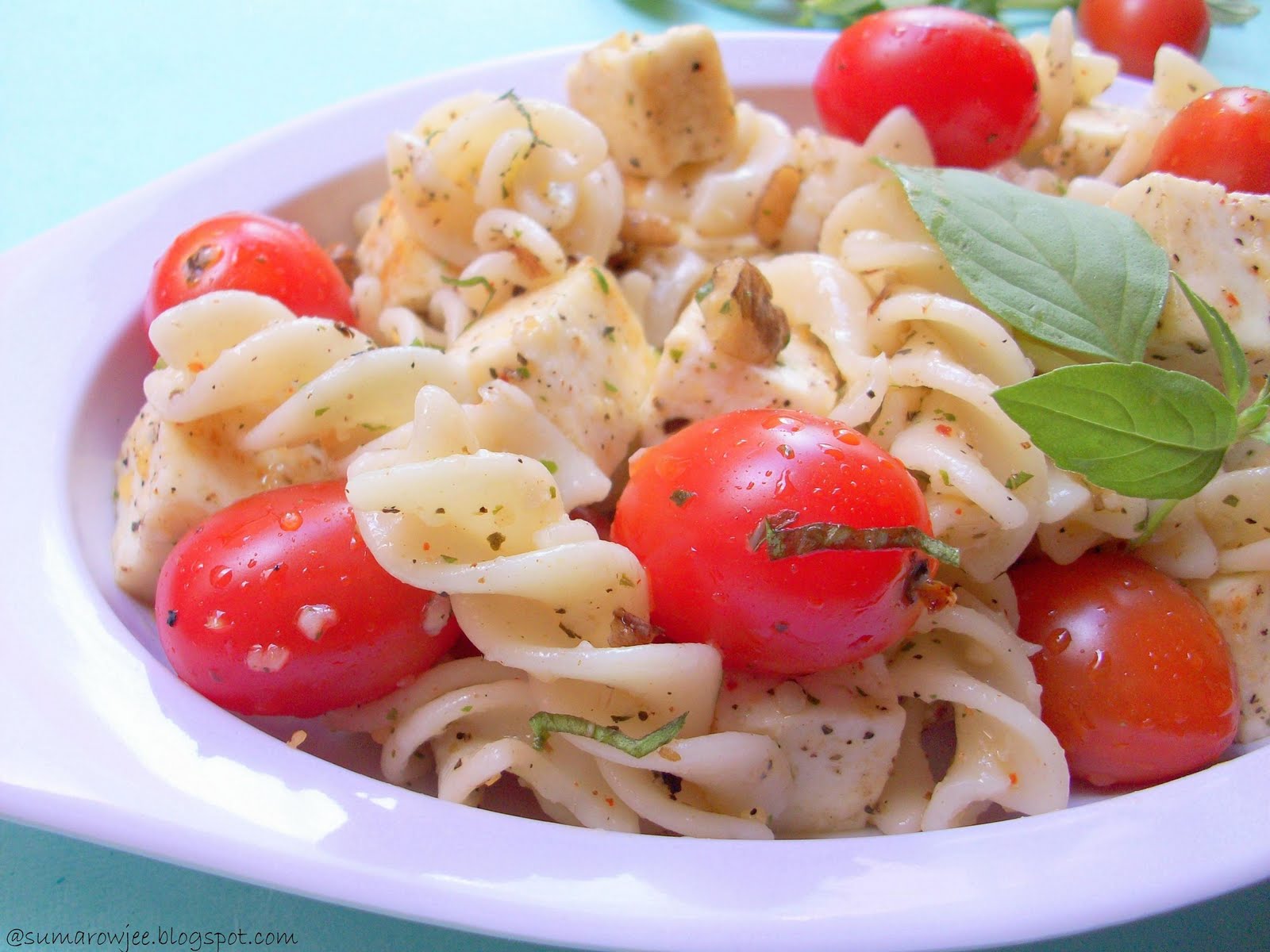 Cakes & More Cottage Cheese, Cherry Tomato & Pasta Salad