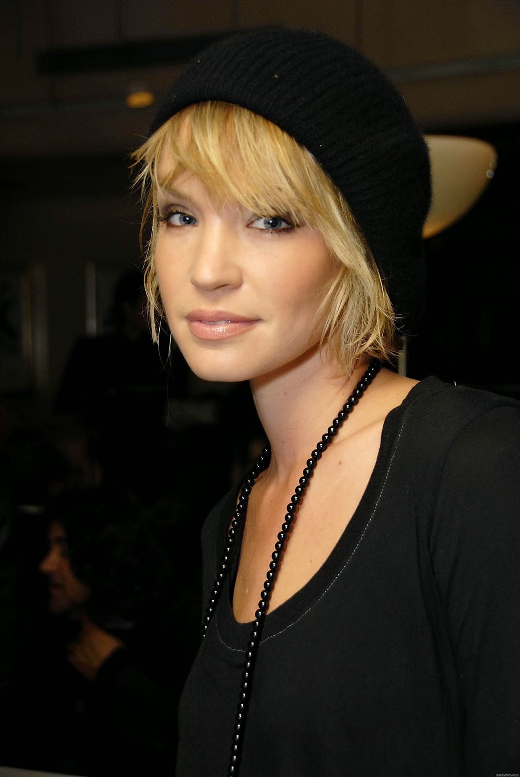 STAR CELEBRITY WALLPAPERS: Ashley Scott HD Wallpapers
