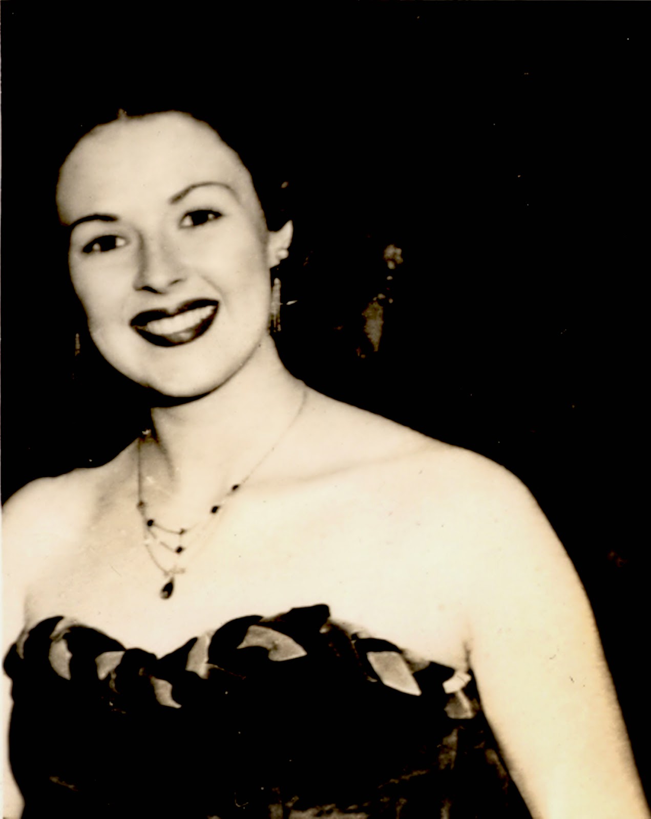 The Museum of the San Fernando Valley: MALA POWERS WAS A MULTI-TALENTED 