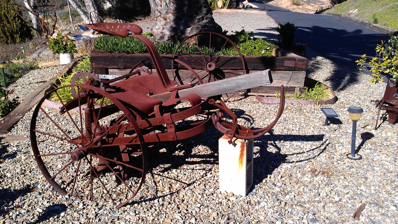 Inspiring Antique Yard Art Photo DMA Homes