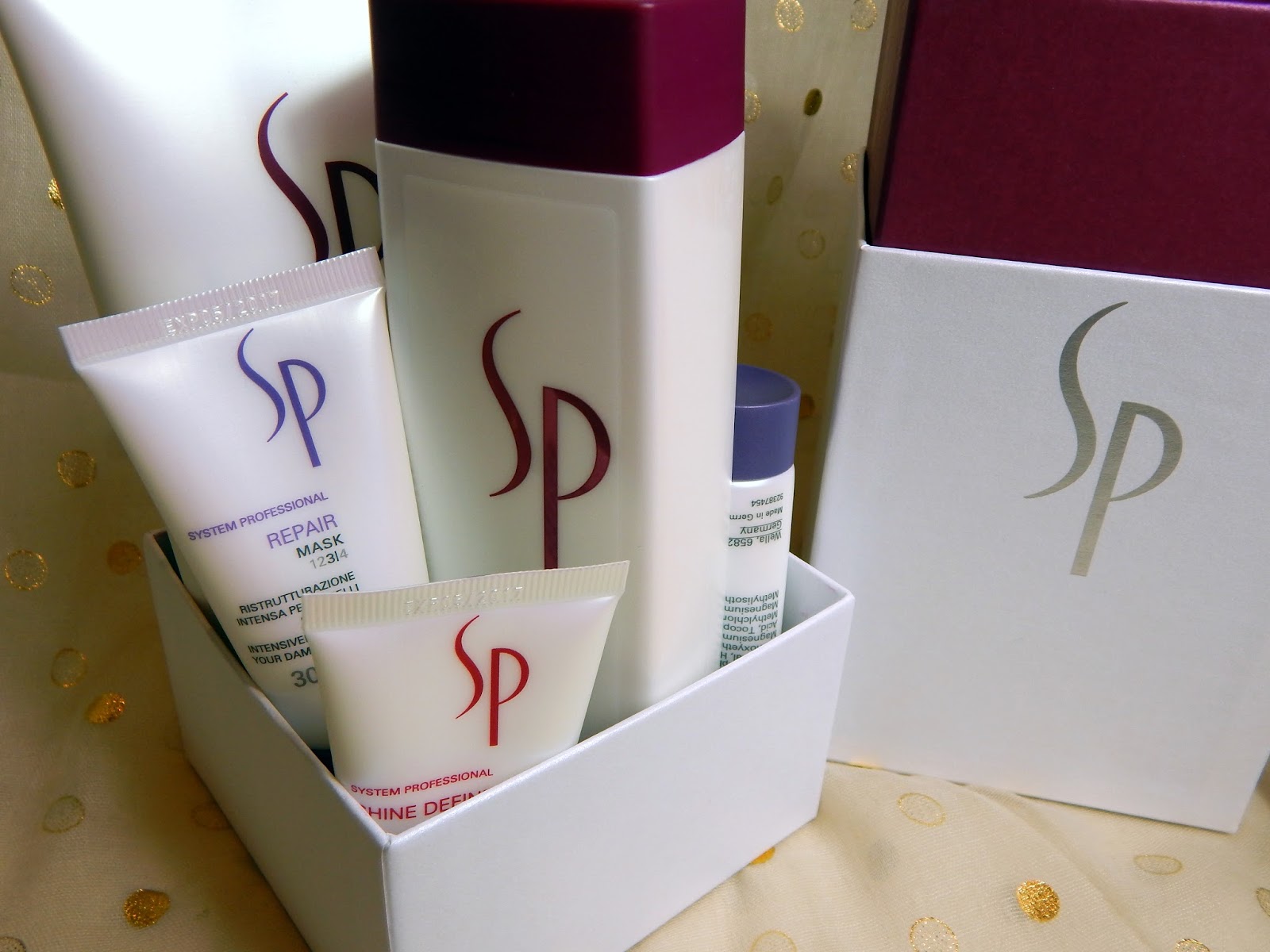 Wella SP Colour Save Hair Gift Set She Might Be Loved