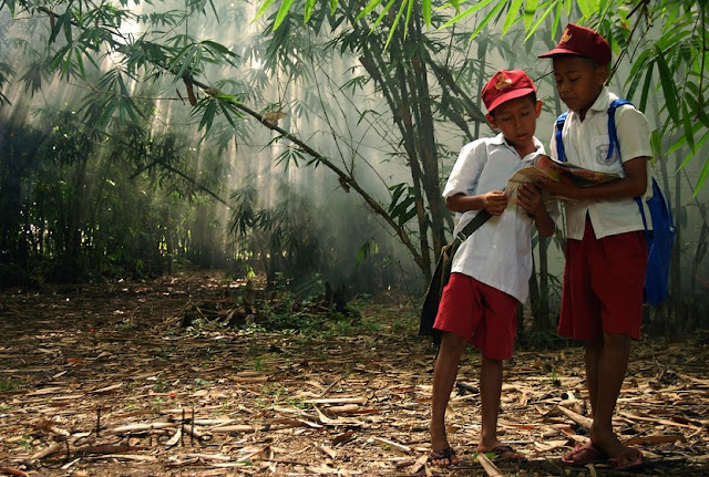 Makalah Sejarah masuknya Pendidikan Islam di Indonesia Makalah Sejarah Pendidikan Islam di Indonesia