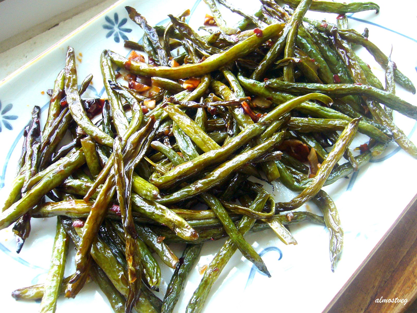 Roasted green beans with Hoisin Sauce
