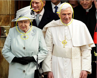 La+Reina+Madre+y+el+Pope.jpg