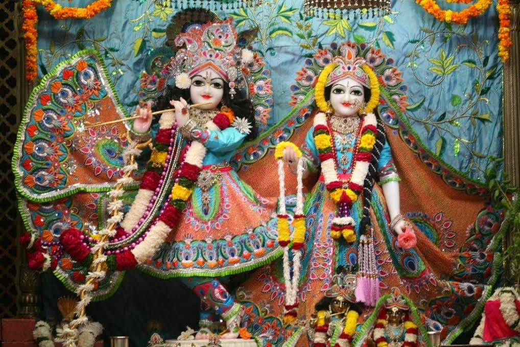 Full View of Sri Sri Radha Vrindavana Chandra Full View of Sri Sri Radha Vrindavana Chandra