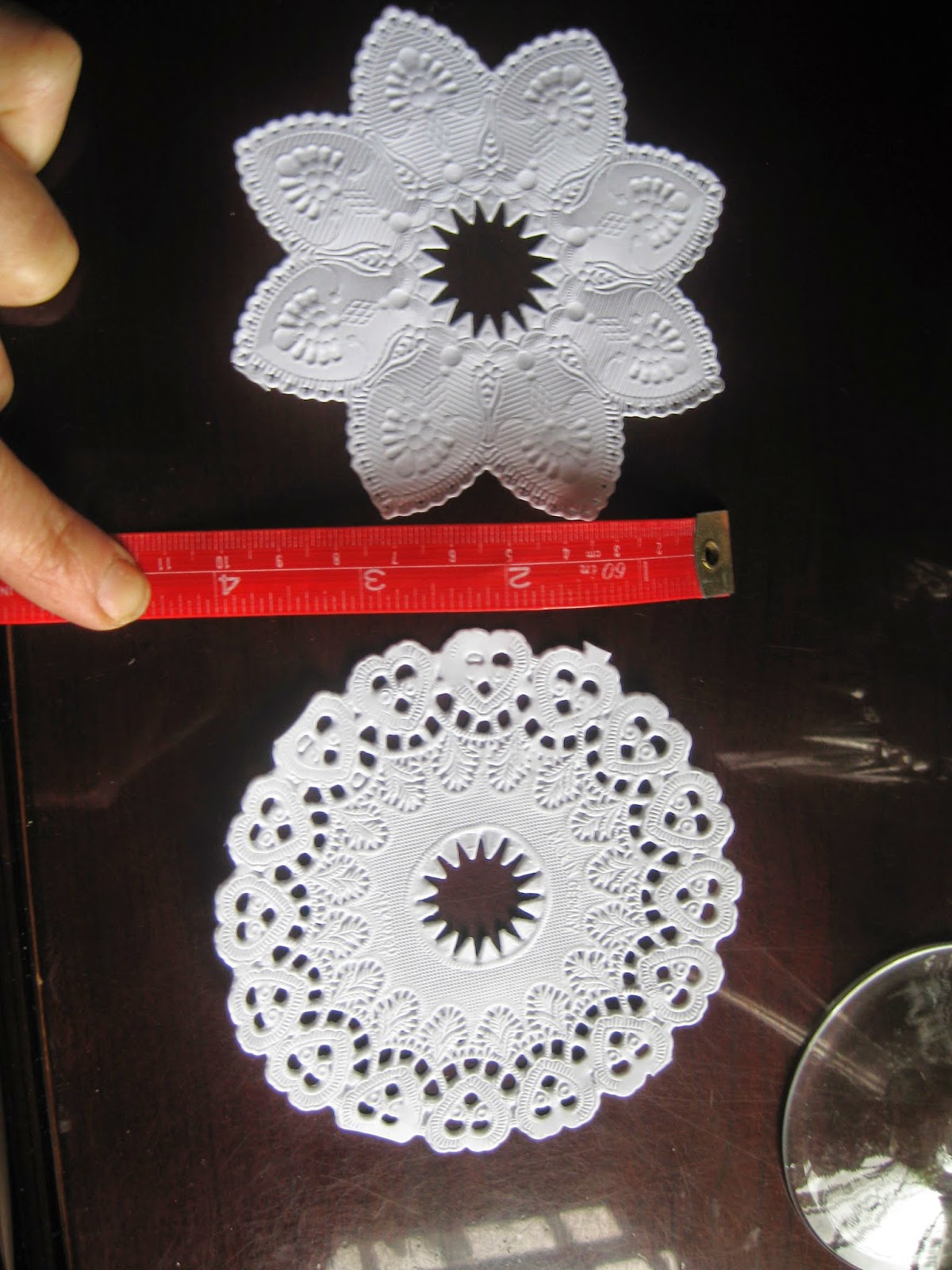 DEVOTED2DOILIES PAPER LACE WINE GLASS STEM MARKERS VICTORIAN STAR