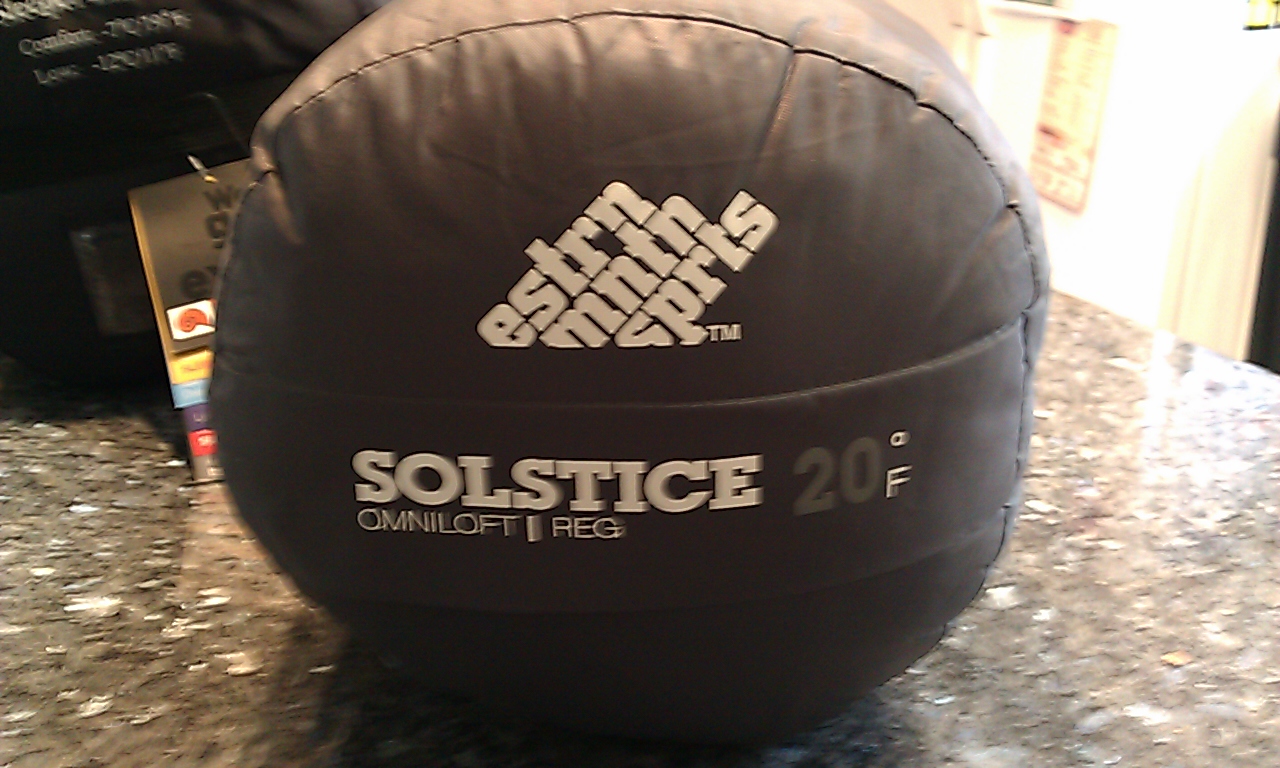 Ems Solstice 20 Vs Snugpak Sleeper Xtreme Camp Primitive Out I M Trying To Get More Backng In This Fall And Winter But Order Do That Needed Upgrade My Sleeping Bags Typically Use A Of