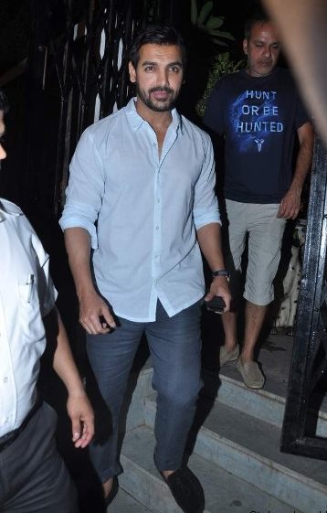 John Abraham, Saif and Kareena Kapoor at Dewan's new restaurant