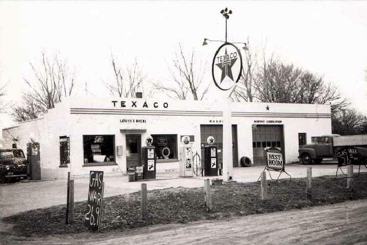 Palm Springs Automobilist texaco