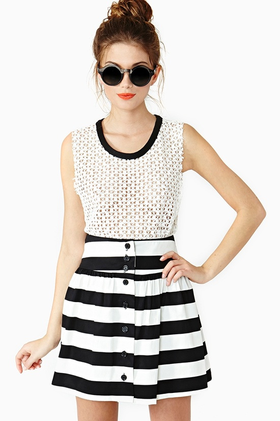 Pontiac with Fashion IN LOVE BLACK AND WHITE STRIPED SKIRT