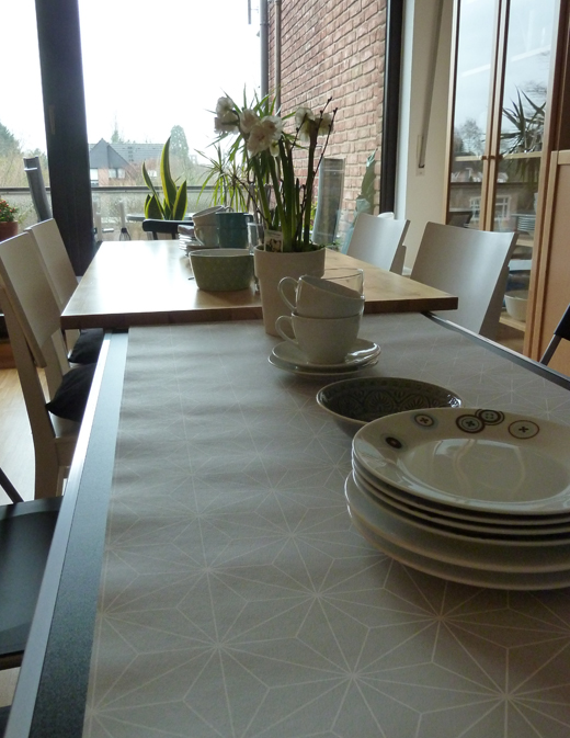 binedoro Blog ⎮ Tischdeko, Tapete auf dem Tisch