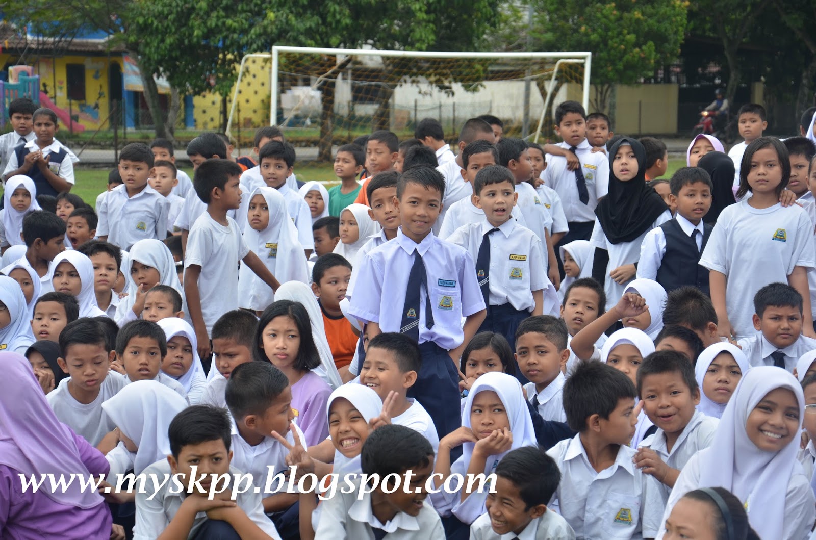 Demonstrasi Memadam Kebakaran Bersama Pihaka Pusat Bandar Puchong Demonstrasi Memadam Kebakaran Bersama Pihaka Pusat Bandar Puchong