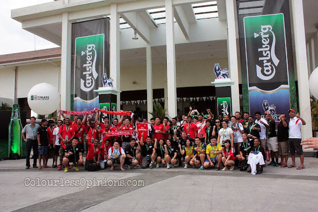 Fans that arrived early to commemorate Carlsberg's 'Ultimate Football Retreat'. carlsberg consumers football fans avani sepang goldcoast resort ultimate football retreat group photo