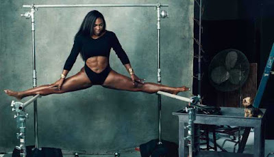 serena williams shows her impressive strength as her legs are 180 degrees apart