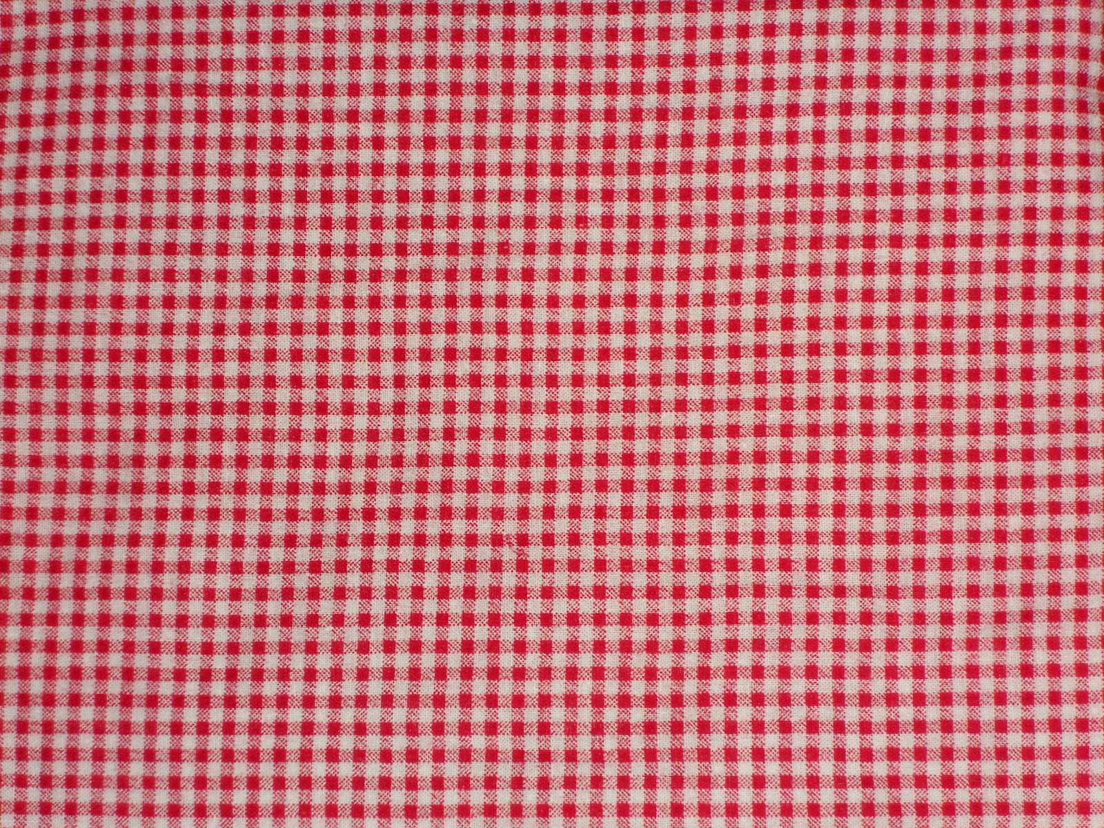 Red Gingham Pattern