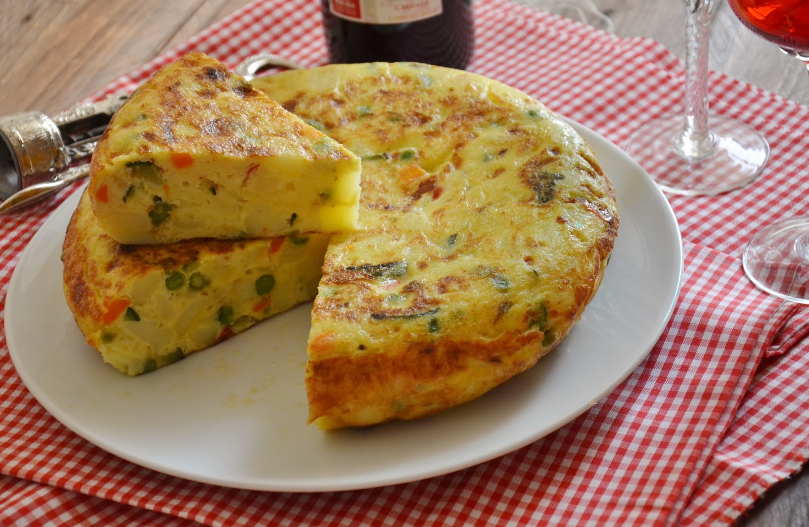Tortilla de verduras. Receta. Cuchillito y Tenedor