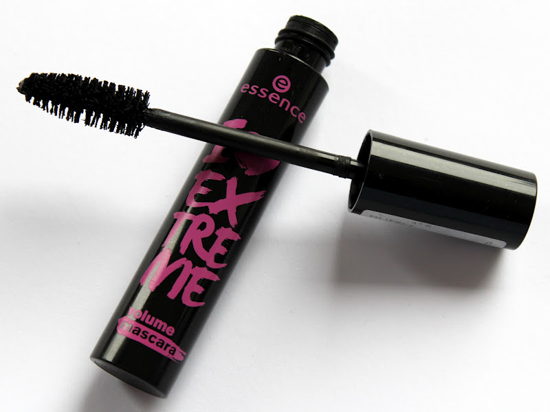 Review essence I love Extreme volume mascara Blush Affair
