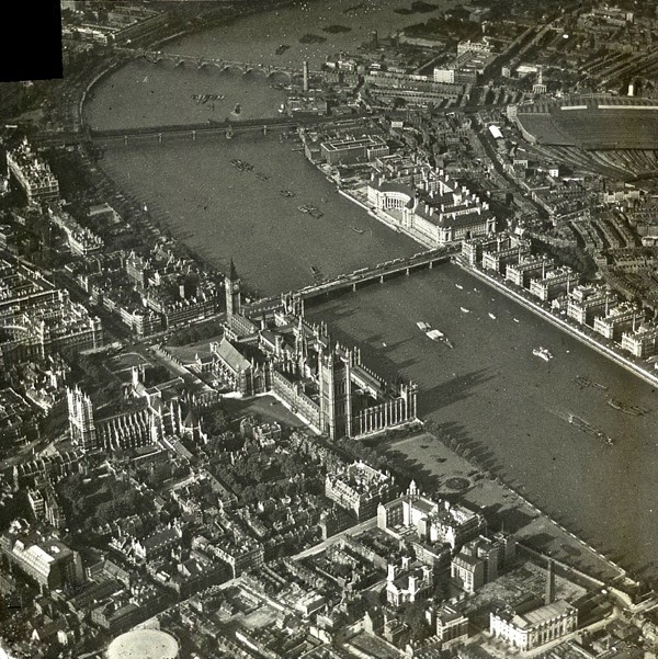 What Did Palace of Westminster Look Like  in 1922 