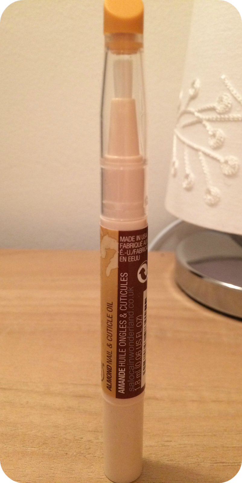 the body shop almond nail and cuticle oil