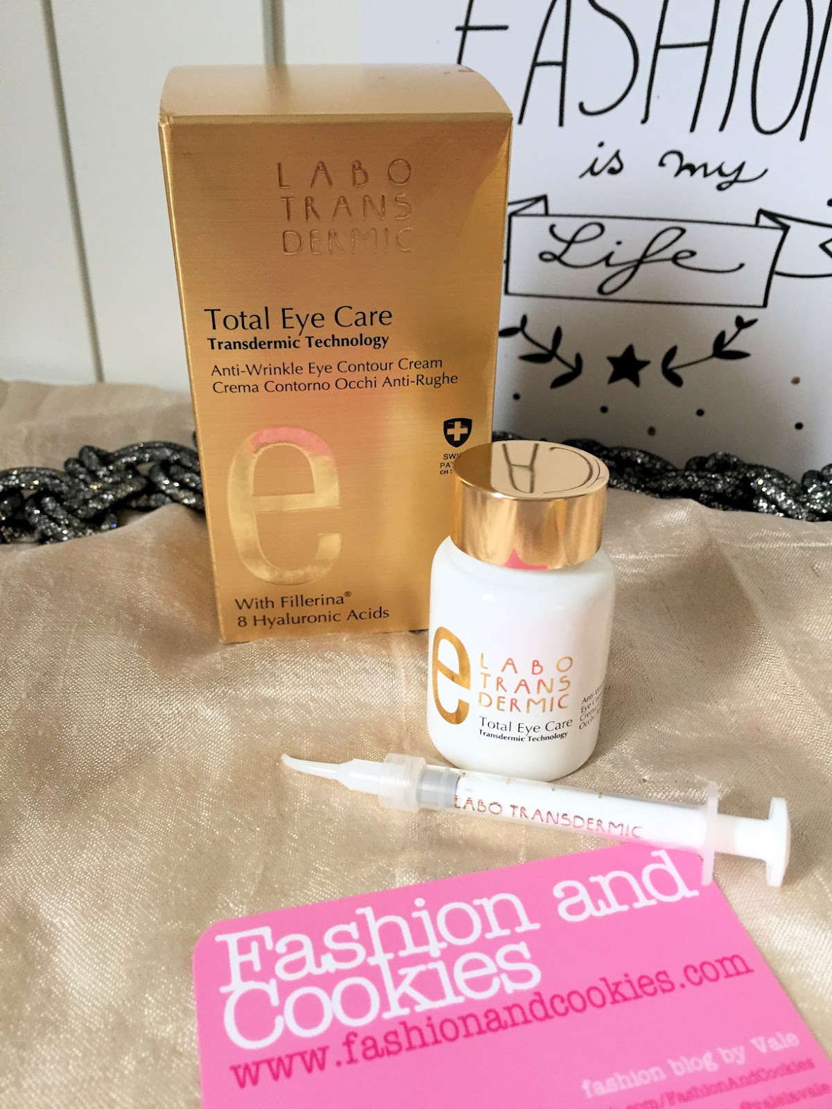 Eye contour anti wrinkle cream from Labo Suisse review on Fashion and Cookies beauty blog, beauty blogger