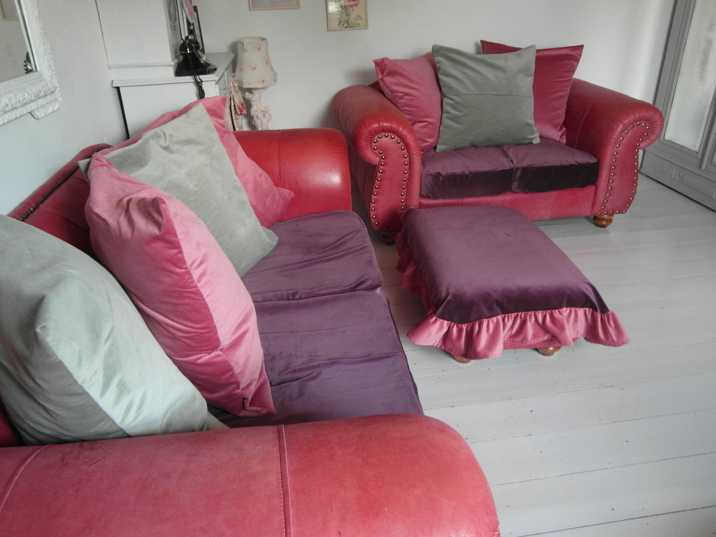 Niki Fretwell Sofa Project