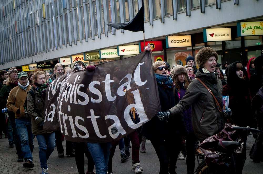 IMAGE: http://4.bp.blogspot.com/-S1Ym8gQaxC4/UTtwJWYgc6I/AAAAAAAALXY/Z8KWuWldCW4/s1600/57DT6874.jpg