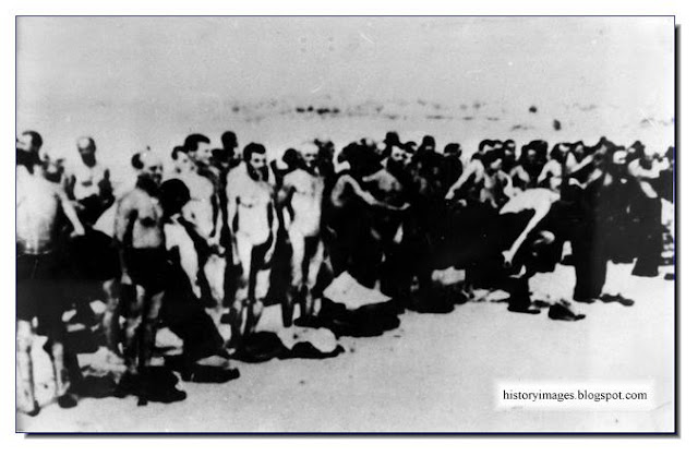 USSR 1941.Jews  undress  shot  Einsatzgruppen Nazi exterminators