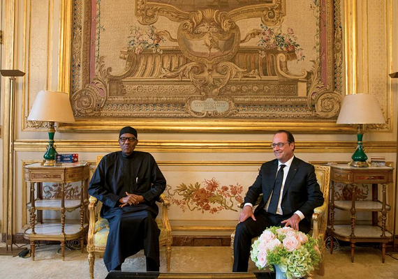 Photo Speaks: Buhari meets president Hollande in France