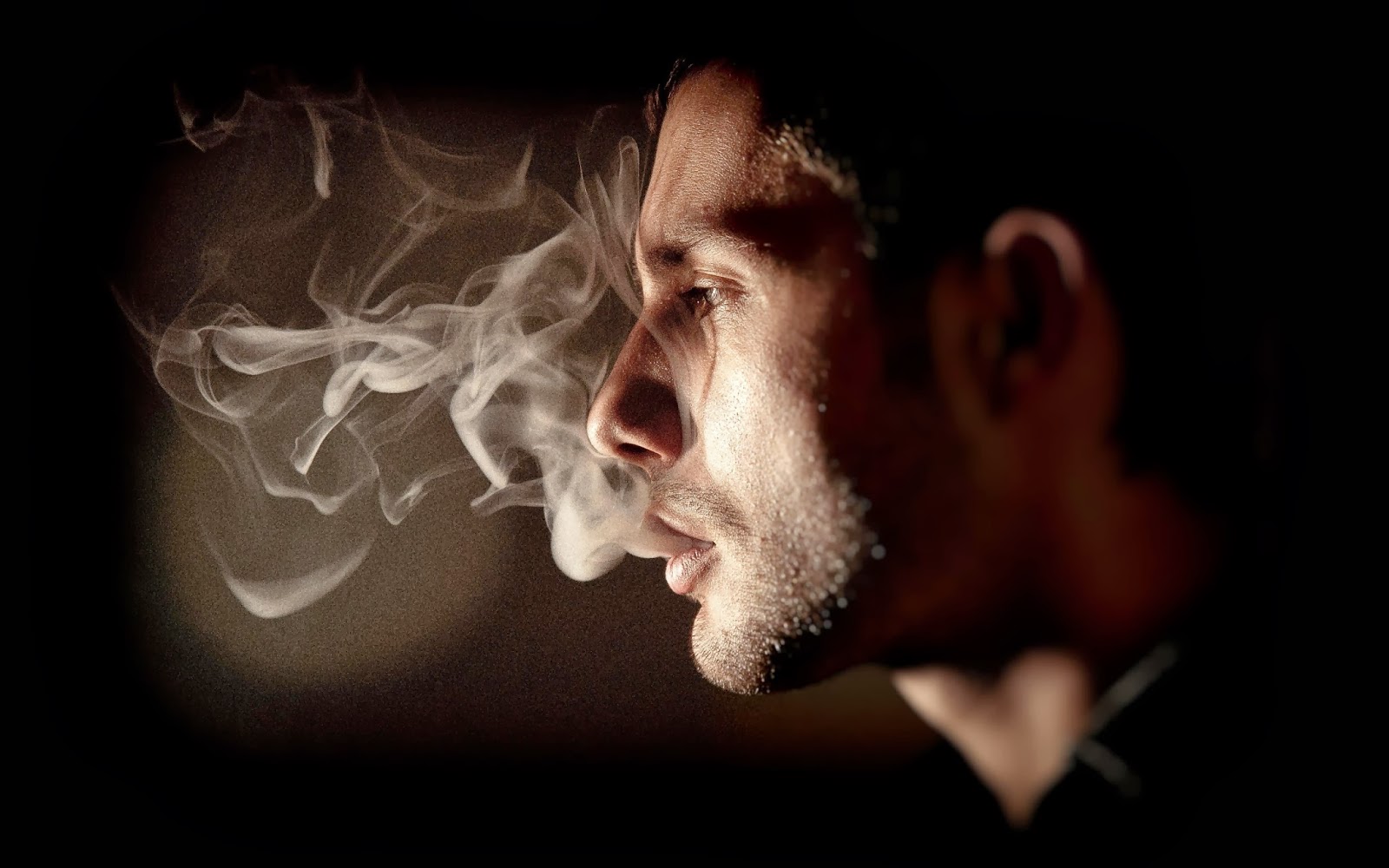 Download smoking boy