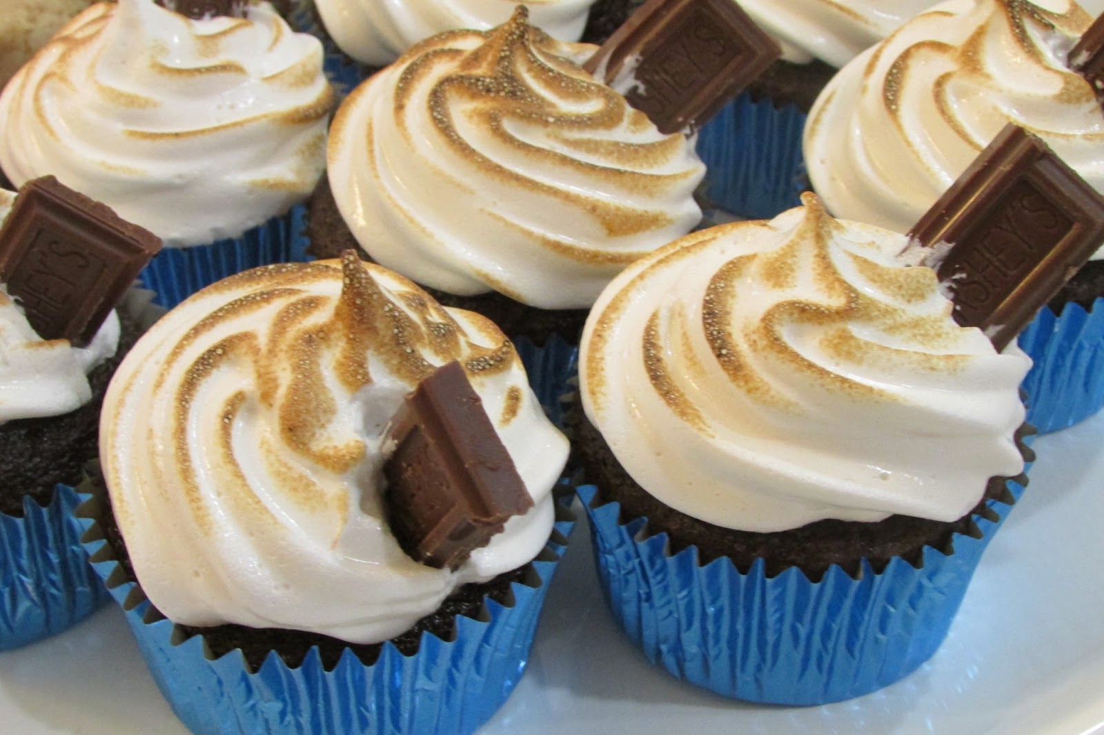 Baker Becky S'mores Cupcakes