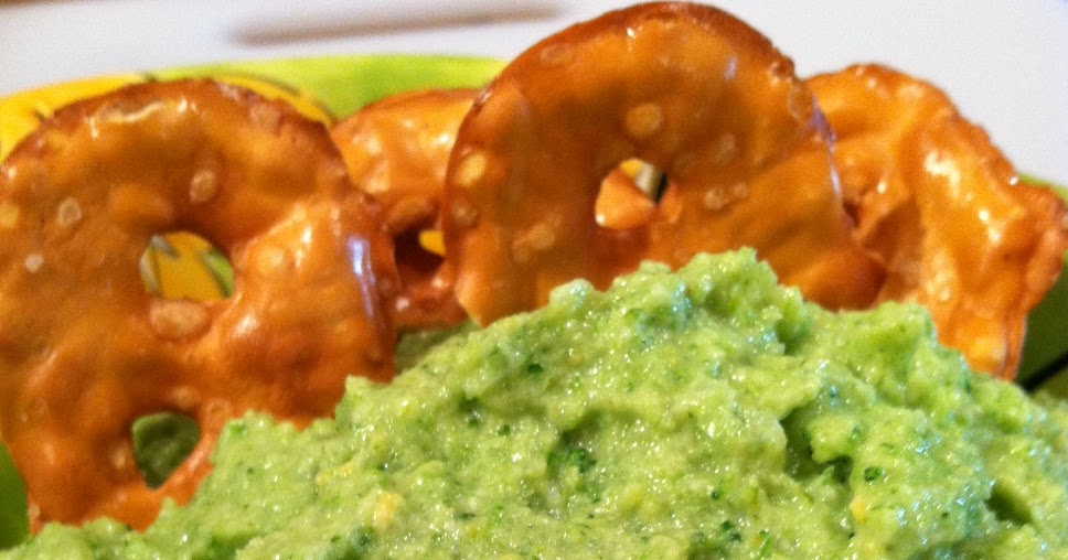 Irreplaceable is being different Broccoli and Spinach Healthy Dip