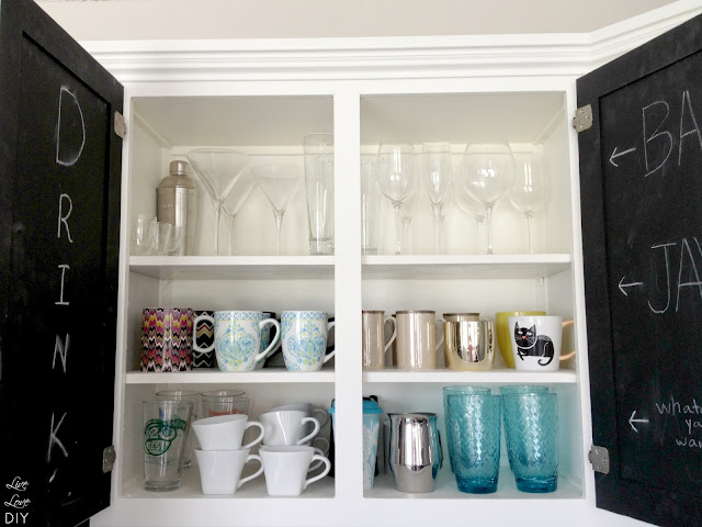 10 ways to organize your life using stuff you already own! Tip #2 is GENIUS!