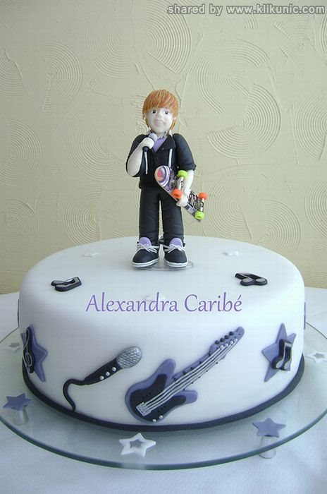 http://4.bp.blogspot.com/-S7wgYIg6EOE/TXWPgF_8BlI/AAAAAAAAQOU/7_wy7bPV-e4/s1600/justin_bieber_06.jpg
