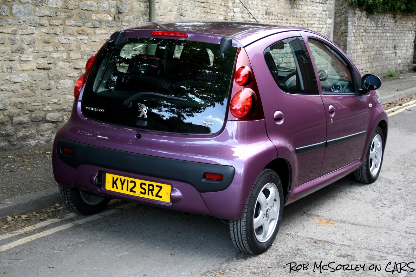 Peugeot 107 test drive review 