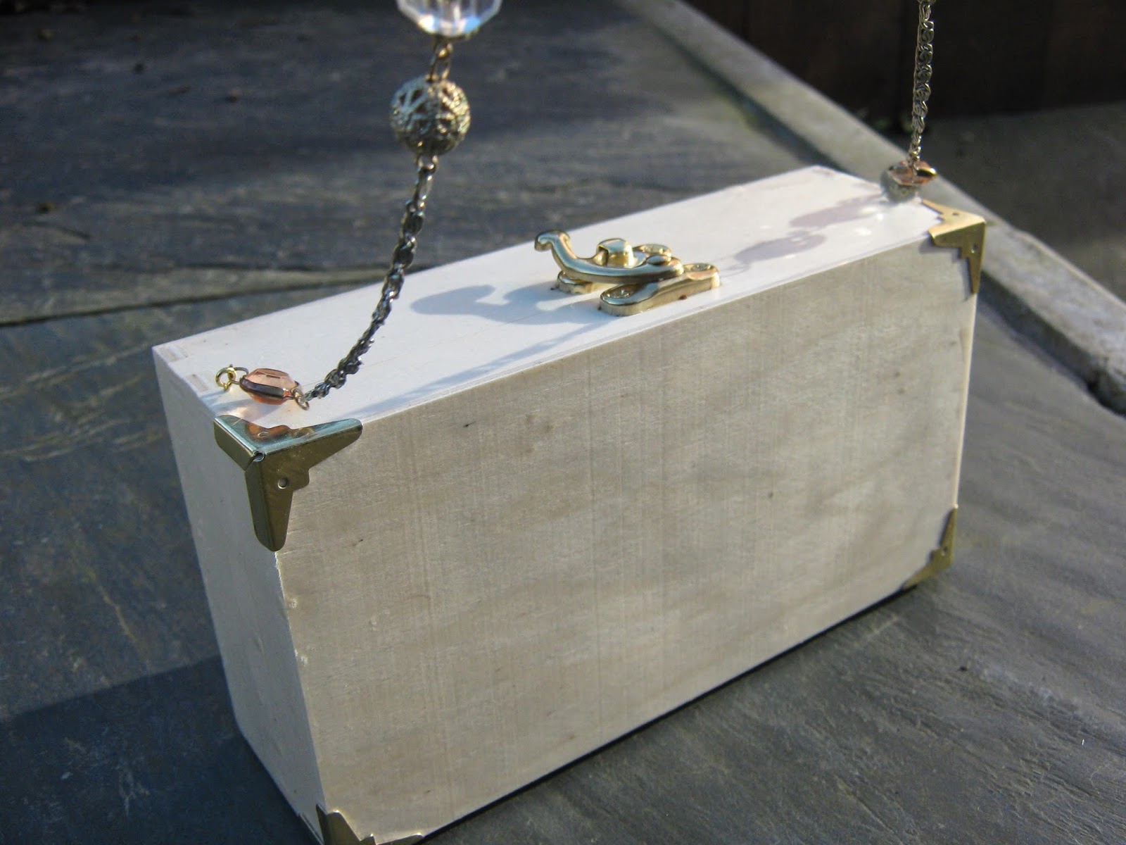 DIY Wooden Box Clutch Bag 