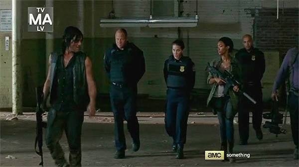Daryl y Sasha en The Walking Dead 5x07 - Crossed
