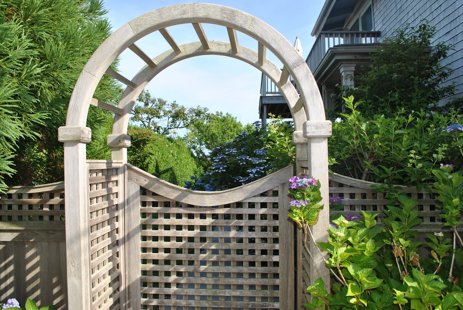 YARD great design! Beautiful garden trellis gate. Trellis gate