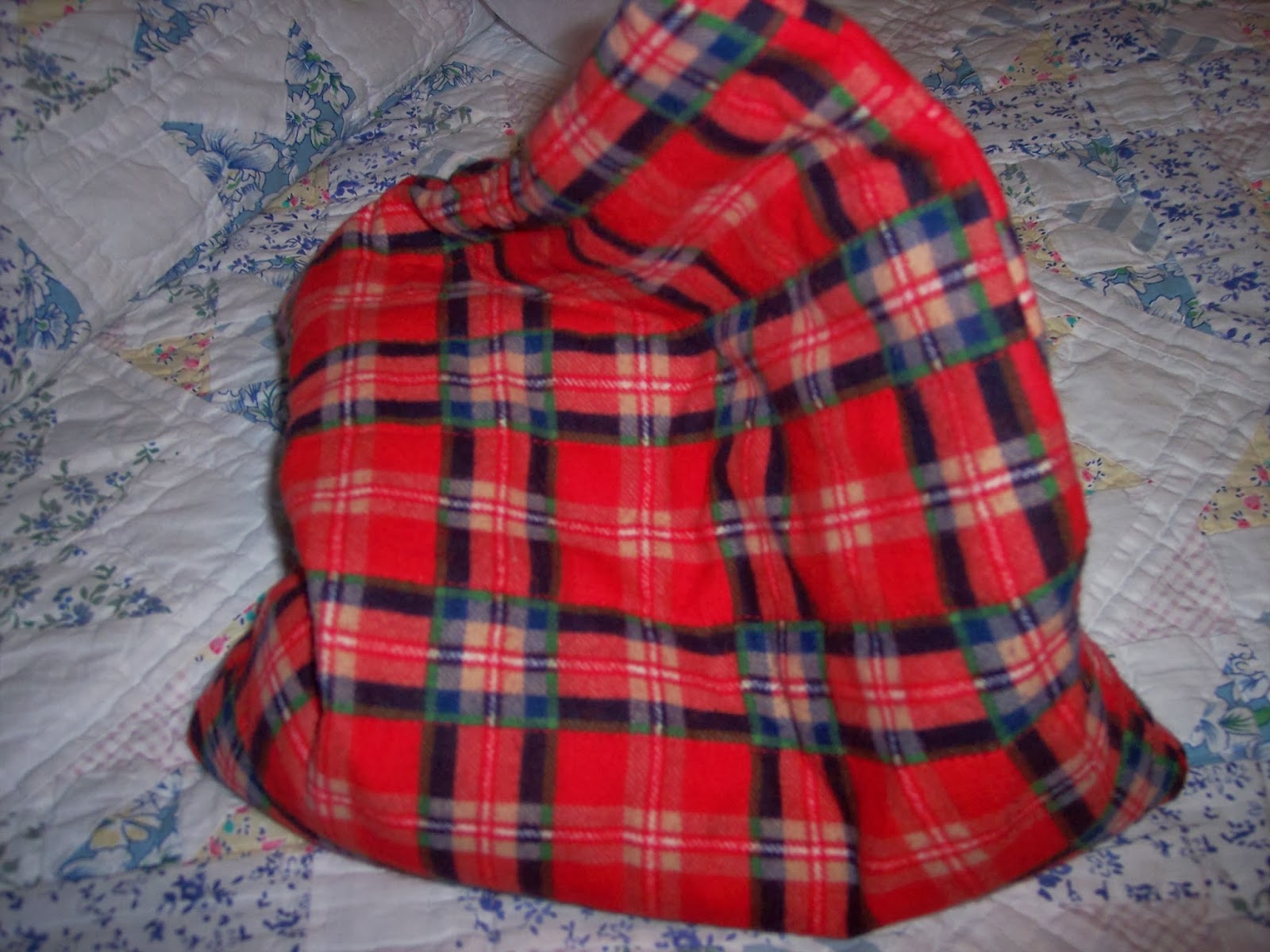 Across My Kitchen Table How to make barley hot packs