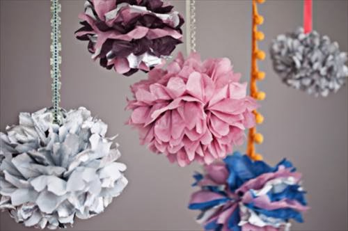 Diy Chic Tissue Paper Pompoms Diy Crafts List