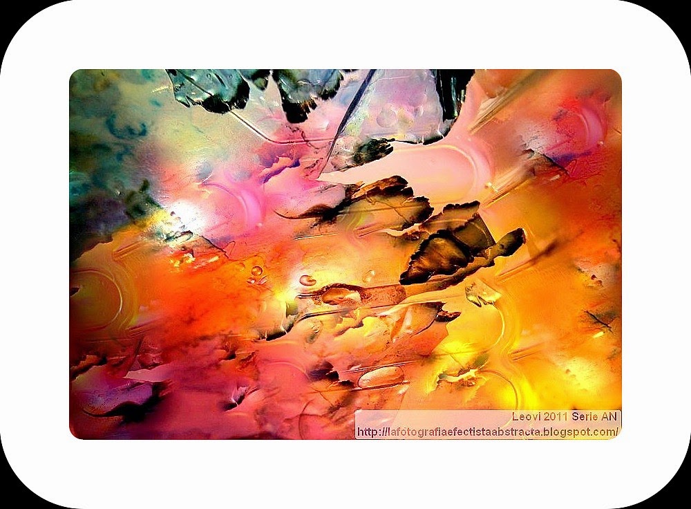Foto Abstracta 3260 Puedo ver una época mejor - I can see a better time Foto Abstracta 3260 Puedo ver una época mejor - I can see a better time