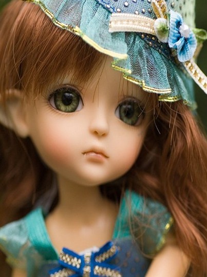 Cute and Beautiful Barbie Dolls Image