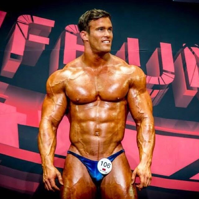 Calum Von Moger Naked